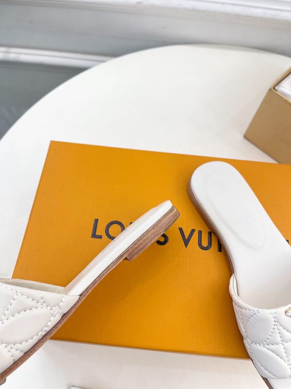 ルイヴィトン 靴 LV マレ ミュール 2025新作 ホワイト lv303409 N品 ルイヴィトン サンダル レディース 新作 - 画像 (3)