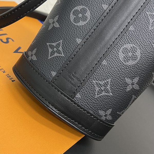 LOUIS VUITTON モノグラム エクリプス エンベロップ ポーチ M11613 メンズ ショルダーバッグ 超N品 - 画像 (5)