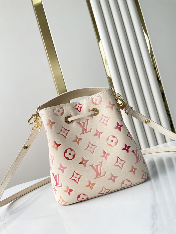 LOUIS VUITTON ネオノエ BB モノグラムアンプラント ハンドバッグ レディース M24649 サンライズ･アクワレル 超N品 - 画像 (8)