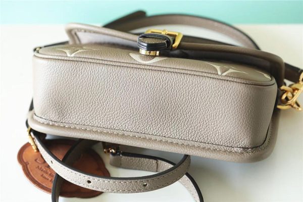 LOUIS VUITTON ショルダーバッグ ハンドバッグ レディース M83300 ナノディアヌ トゥルトレールベージュ 超N品 - 画像 (7)