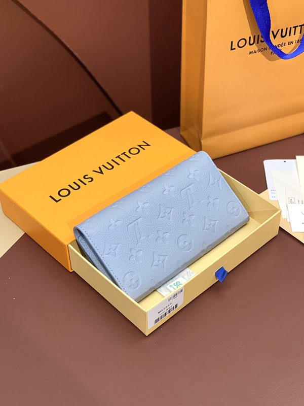 LOUIS VUITTON ポルトフォイユ・サラ ラウンド長財布 財布 レディース M82048 ブルー 超N品 - 画像 (9)