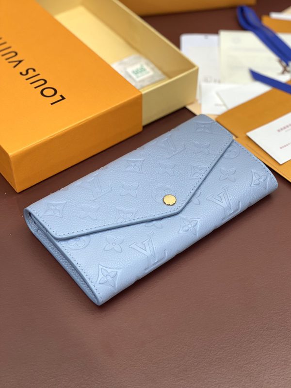 LOUIS VUITTON ポルトフォイユ・サラ ラウンド長財布 財布 レディース M82048 ブルー 超N品 - 画像 (8)