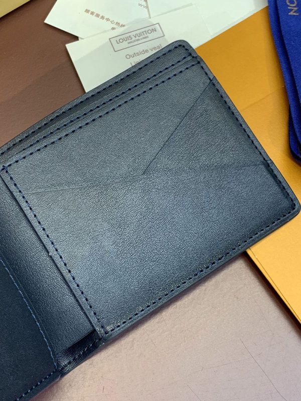 LOUIS VUITTON 二つ折り財布 ポルトフォイユ・ミュルティプル モノグラム・シャドウ ブルーマリーヌ M83379 超N品 - 画像 (6)