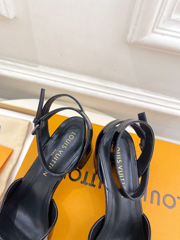 ルイヴィトン 靴 LV Swing Sandal スイングサンダル lv303469 ブラック N品 夏サンダル レディース 人気 - 画像 (4)
