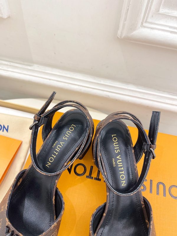 ルイヴィトン 靴 LV Swing Sandal スイングサンダル lv303472 ブラウン N品 夏用 サンダル レディース おしゃれ - 画像 (4)