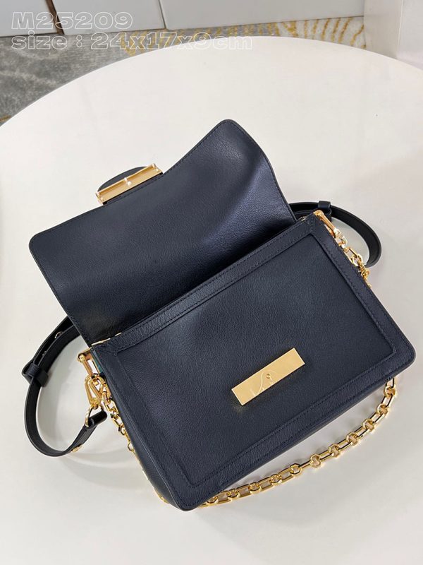 LOUIS VUITTON ドーフィーヌ･ソフト MM M25209 ブラック カーフレザー 超N品 - 画像 (4)