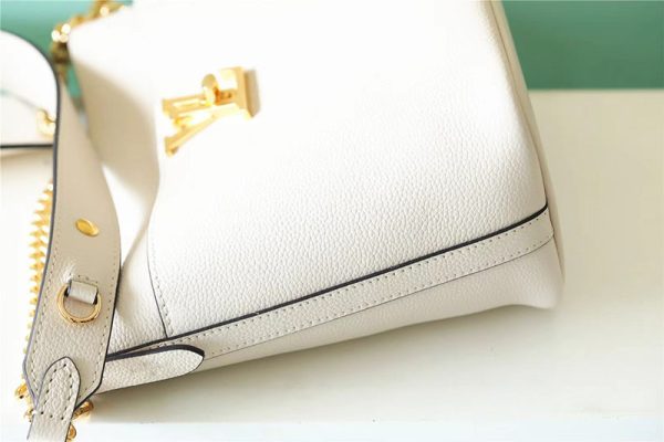 LOUIS VUITTON M24638 ロックミー ロック&ウォーク 2WAY カバン 肩掛け ショルダーバッグ レディース クオーツ アイボリー 超N品 - 画像 (8)