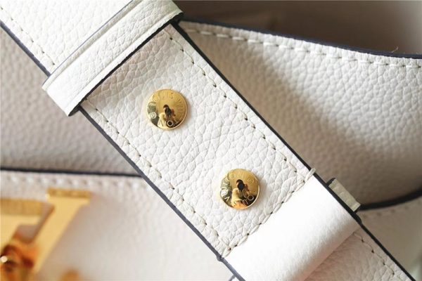 LOUIS VUITTON M24638 ロックミー ロック&ウォーク 2WAY カバン 肩掛け ショルダーバッグ レディース クオーツ アイボリー 超N品 - 画像 (6)