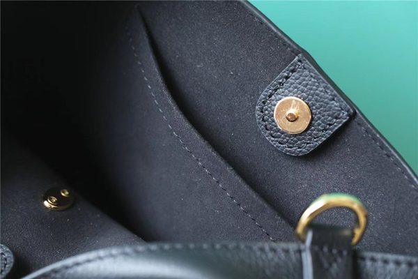 LOUIS VUITTON ショルダーバッグ ロック&ウォーク ロックミー M24006 グレインカーフレザー ノワール ブラック 超N品 - 画像 (2)