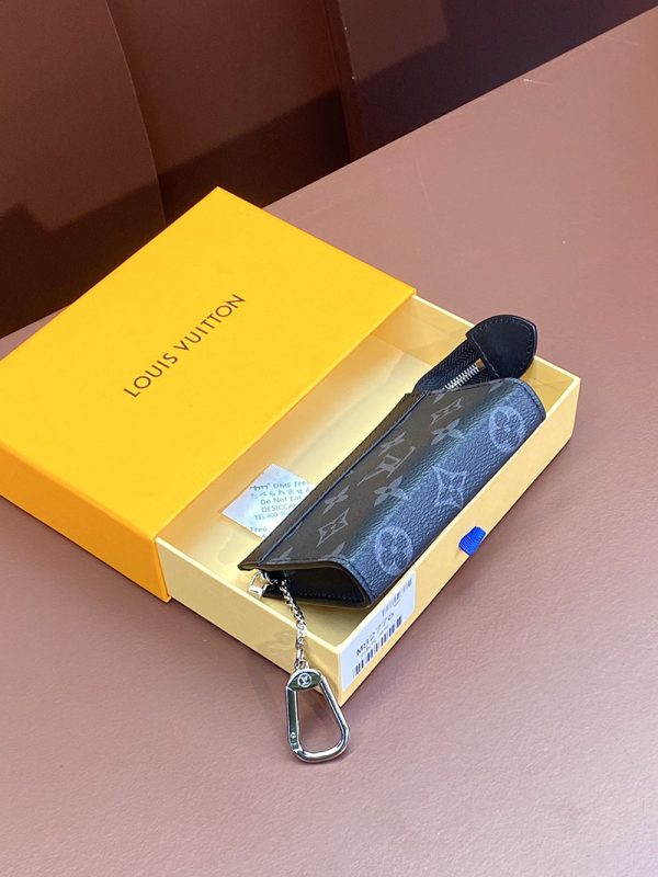 LOUIS VUITTON キーケース コインケース モノグラムエクリプス ポシェットクレ ヴォワヤージュ M82776 超N品 - 画像 (7)