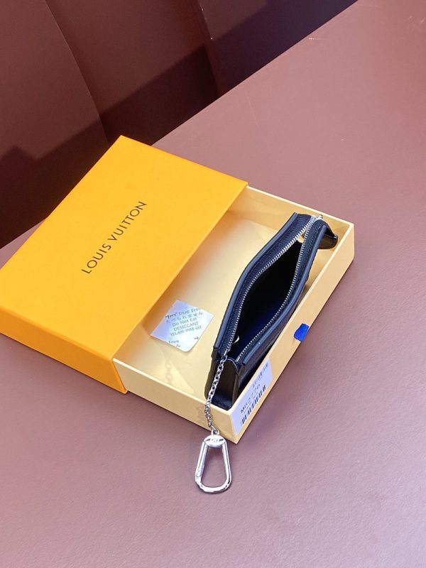 LOUIS VUITTON キーケース コインケース モノグラムエクリプス ポシェットクレ ヴォワヤージュ M82776 超N品 - 画像 (6)