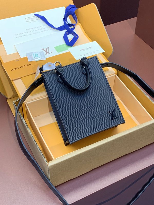 LOUIS VUITTON エピ プティット サックプラ M69441 2wayショルダーバッグ バッグ メンズ レディース M69441 超N品 - 画像 (9)