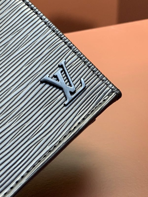LOUIS VUITTON エピ プティット サックプラ M69441 2wayショルダーバッグ バッグ メンズ レディース M69441 超N品 - 画像 (5)