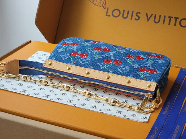 LOUIS VUITTON ルイヴィトン x 村上隆 ポシェット アクセソワール チェリーデニムブルー M13994 超N品 - 画像 (8)
