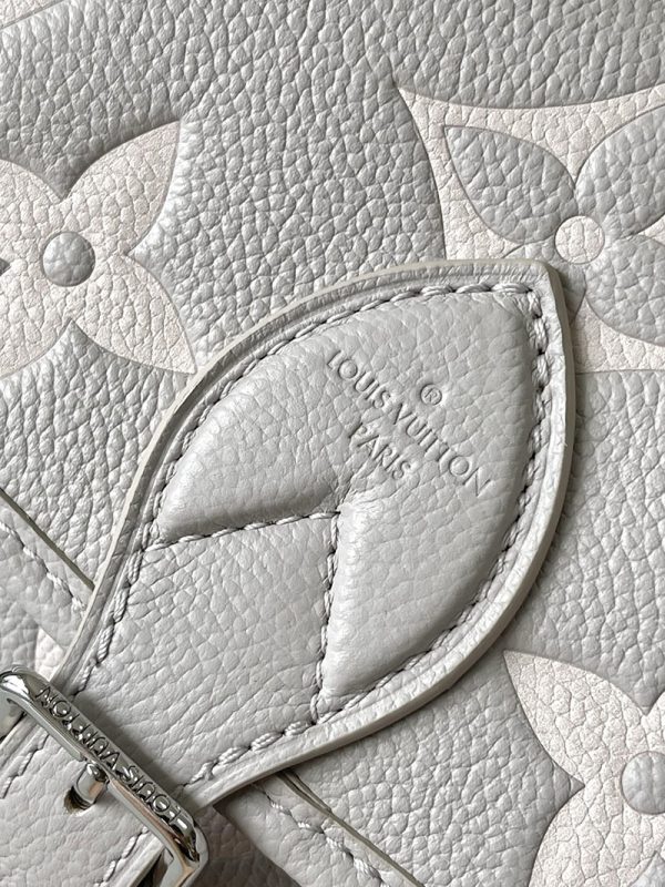 LOUIS VUITTON ディアヌ NM PM M14214 ブリューム グレー モノグラムアンプラント ジャイアント グレインレザー 2WAY 斜め掛け 肩掛け 超N品 - 画像 (6)