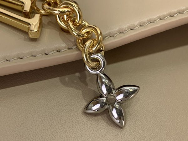 LOUIS VUITTON Wallet On Chain Bloom ショルダーバッグ M14581 トゥルトレール 超N品 - 画像 (5)