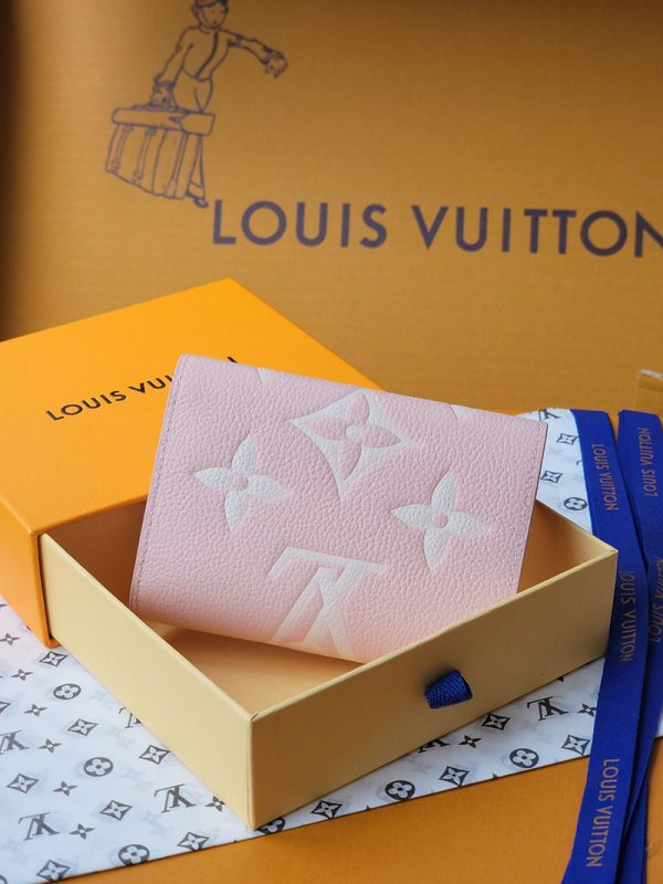 LOUIS VUITTON M14229 ポルトフォイユ ヴィクトリーヌ バイカラーモノグラムアンプラント ピンク クオーツ 三つ折り財布 財布 レディース - 画像 (9)