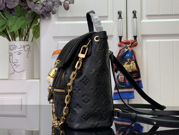 LOUIS VUITTON クッサン バックパックPM M13357 ラムレザー ブラック ゴールド金具 超N品 - 画像 (9)