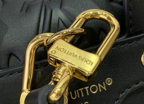 LOUIS VUITTON クッサン バックパックPM M13357 ラムレザー ブラック ゴールド金具 超N品 - 画像 (5)