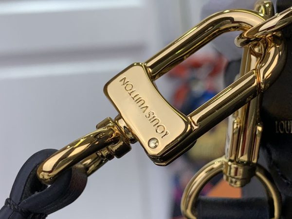 LOUIS VUITTON クッサン バックパック ミニ M13387 RFID モノグラム ラムレザー ノワール ブラック ゴールド金具 超N品 - 画像 (4)