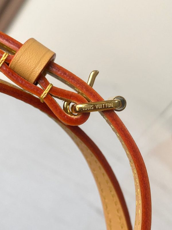 逸品 ルイヴィトン LV ファン M14804 2025春夏ショーアイテム 斜めがけ レディース LOUIS VUITTON - 画像 (2)