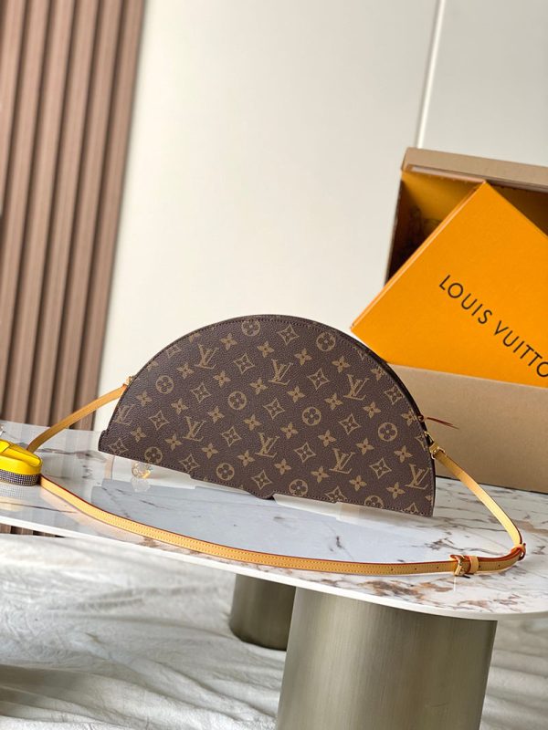 逸品 ルイヴィトン LV ファン M14804 2025春夏ショーアイテム 斜めがけ レディース LOUIS VUITTON - 画像 (11)