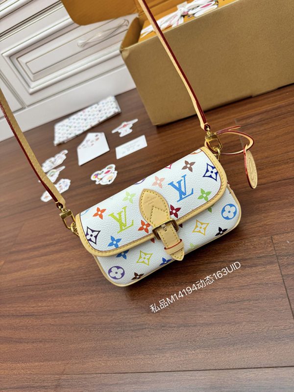 逸品 ルイヴィトン M14194 LV × TM ナノ･ディアヌ モノグラム ルイヴィトン ディアヌ 人気 LOUIS VUITTON - 画像 (8)