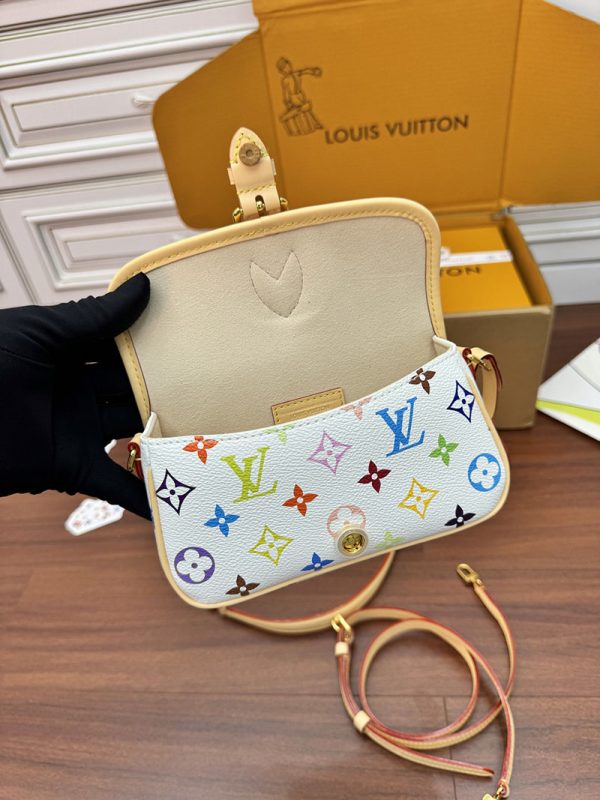 逸品 ルイヴィトン M14194 LV × TM ナノ･ディアヌ モノグラム ルイヴィトン ディアヌ 人気 LOUIS VUITTON - 画像 (3)
