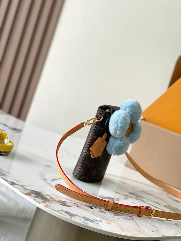 逸品 ルイヴィトン M12269 Vivienne Phone Pouch ポシェット・テレフォンヌ ヴィヴィエンヌ LOUIS VUITTON - 画像 (9)