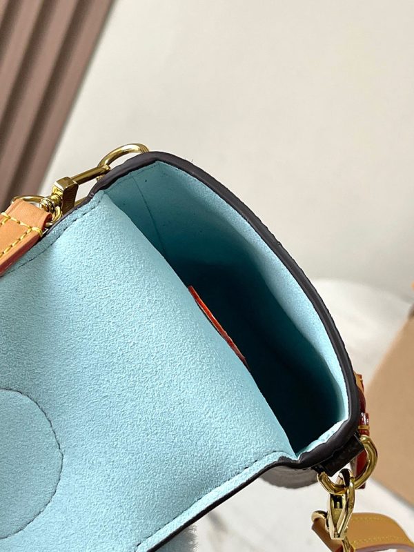 逸品 ルイヴィトン M12269 Vivienne Phone Pouch ポシェット・テレフォンヌ ヴィヴィエンヌ LOUIS VUITTON - 画像 (3)