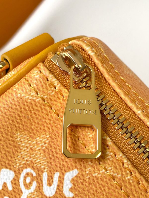 LOUIS VUITTON キーポル バンドリエール25 M13166 ショルダーバッグ メンズ ジョーヌマット イエロー 2WAY レディース 超N品 - 画像 (5)