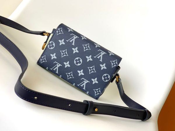 LOUIS VUITTON コレクション スティーマー ウエアラブルウォレット ブリーチ M82900 超N品 - 画像 (7)