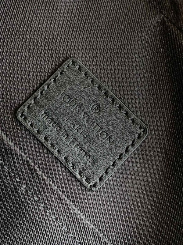 LOUIS VUITTON ディーン・バックパック lv301593 ブラック 超N品 ルイヴィトンメンズバックパック - 画像 (2)