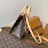 LOUIS VUITTON ショルダーバッグ M13668 LV×TM オンザゴー BB ルイ・ヴィトン×村上隆 ブラウン 超N品 - 画像 (9)