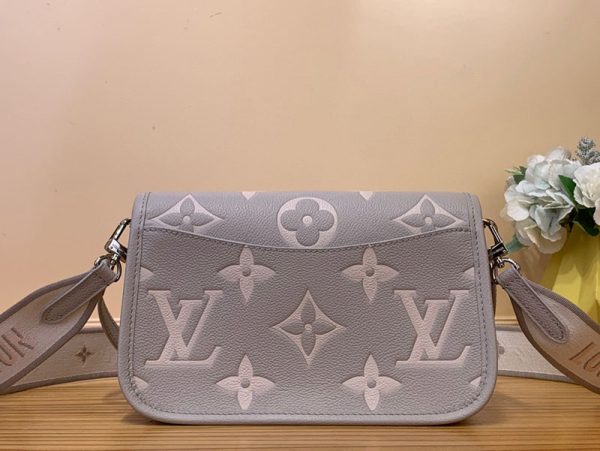 LOUIS VUITTON ディアヌ NM PM モノグラム・アンプラント ブリューム グレー/ホワイトクオーツ M14214 超N品 - 画像 (8)