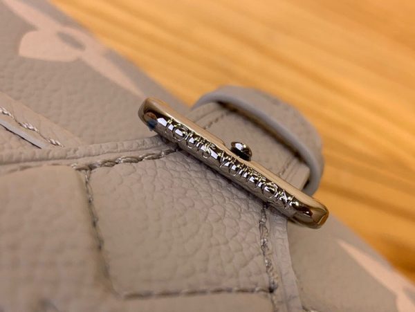 LOUIS VUITTON ディアヌ NM PM モノグラム・アンプラント ブリューム グレー/ホワイトクオーツ M14214 超N品 - 画像 (4)