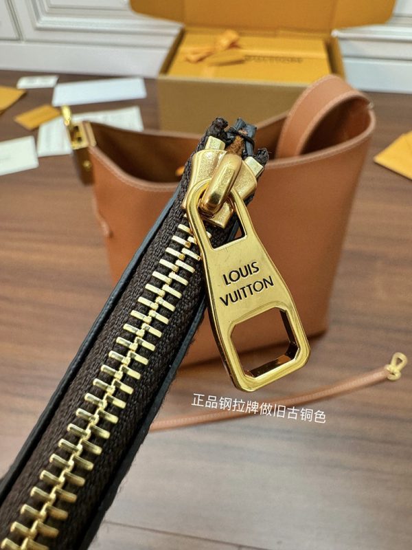 逸品 ルイヴィトン M25354 ロウキー・ホーボーPM ショルダーバッグ レザー コニャック LOUIS VUITTON - 画像 (6)
