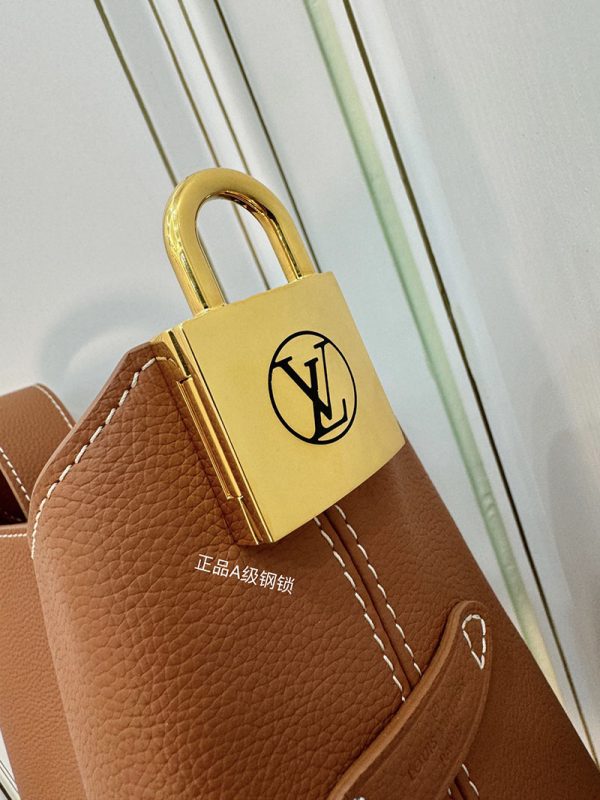 逸品 ルイヴィトン M25354 ロウキー・ホーボーPM ショルダーバッグ レザー コニャック LOUIS VUITTON - 画像 (4)