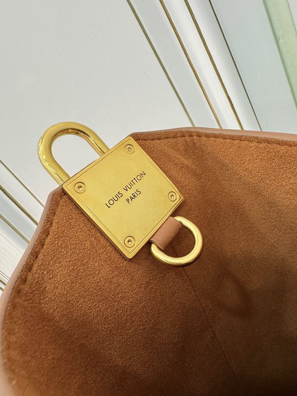 逸品 ルイヴィトン M25354 ロウキー・ホーボーPM ショルダーバッグ レザー コニャック LOUIS VUITTON - 画像 (2)