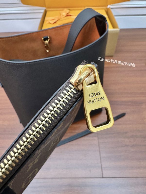 逸品 ルイヴィトン M25352 ロウキー・ホーボーPM ショルダーバッグ レザー ブラック LOUIS VUITTON - 画像 (7)