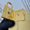 逸品 ルイヴィトン M25353 ロウキー・ホーボーPM ショルダーバッグ レザー イエロー LOUIS VUITTON - 画像 (6)