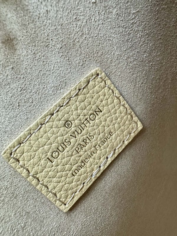 逸品 ルイヴィトン M25353 ロウキー・ホーボーPM ショルダーバッグ レザー イエロー LOUIS VUITTON - 画像 (5)