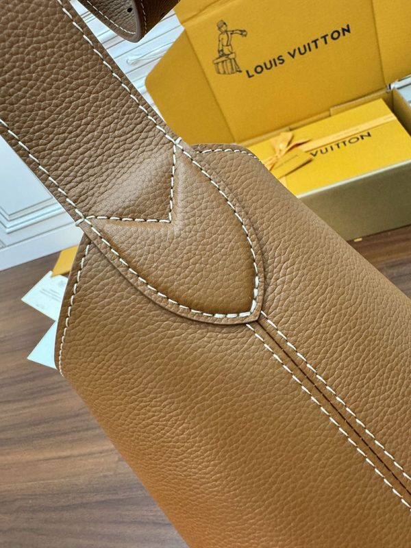 逸品 ルイヴィトン ロウキーホーボーMM M24974 グレインカーフレザー コニャック ゴールド金具 LOUIS VUITTON - 画像 (7)