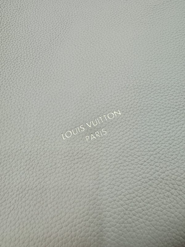 逸品 ルイヴィトン ロウキーホーボーMM M25022 グレインカーフレザー マルチカラー ベージュ ゴールド金具 LOUIS VUITTON - 画像 (2)