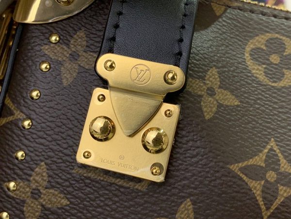 LOUIS VUITTON M13147 2025クルーズコレクション モノグラム スリム トランク ショルダーバッグ 超N品 - 画像 (4)