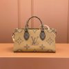 逸品 ルイヴィトン M46653 ハンドバッグ モノグラム オンザゴー EW ブラウン LOUIS VUITTON - 画像 (3)