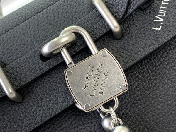 LOUIS VUITTON M11637 LV コロラド スティーマー 15 ルイヴィトン リュックサック 超N品 - 画像 (6)