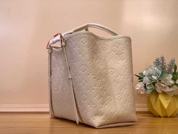 LOUIS VUITTON モノグラムアンプラント バビロン トートMM lv301677 クレーム 超N品 ルイヴィトン トートバッグ - 画像 (9)