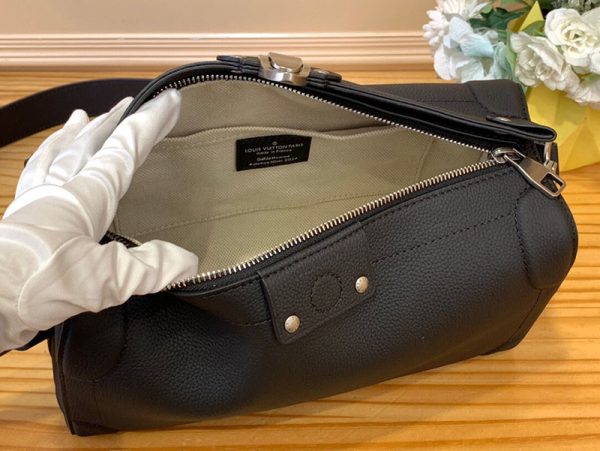 LOUIS VUITTON ハンドバッグ LV コロラド・カーフレザー ソウル・トランク EW M11615 2WAY 黒 ブラック - 画像 (3)