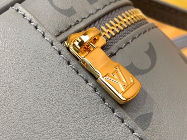 LOUIS VUITTON M12427 ヴァニティ･チェーン ポーチ レディース 超N品 ルイヴィトンポーチレディース - 画像 (4)